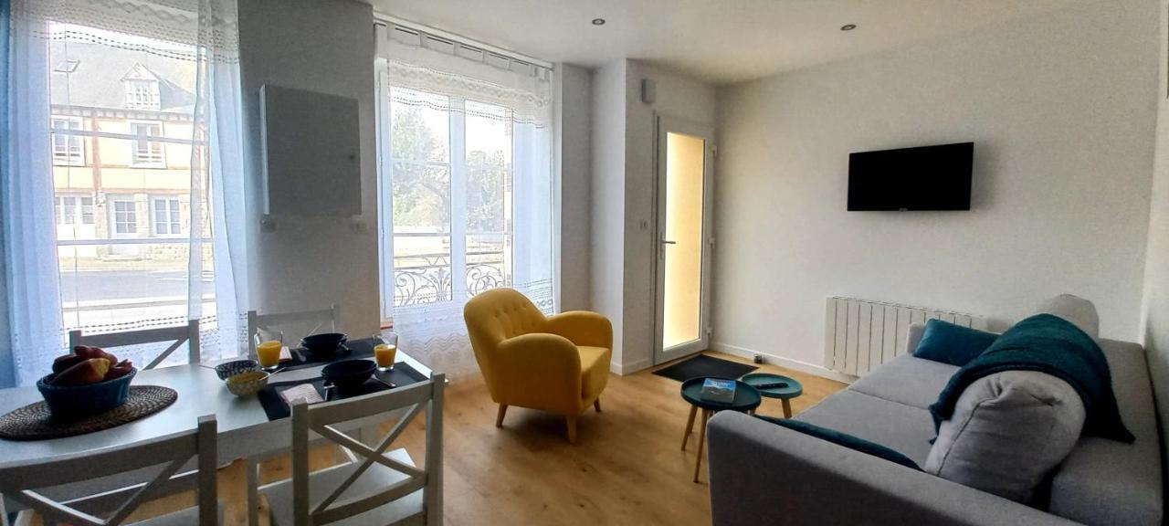 La Cle Du Genie Apartman Ducey-Les Cheris Kültér fotó
